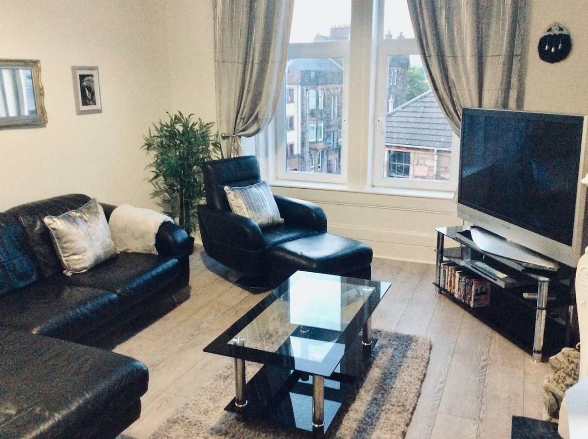 The Lion'S Den On Royal Street Apartment Gourock Exterior photo